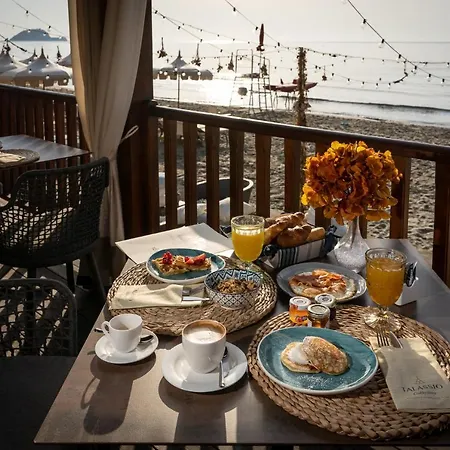 Grand & - The Leading Of The World