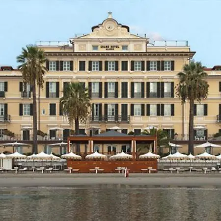 Grand & - The Leading Of The World