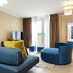 Grand & - The Leading Of The World 5*