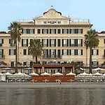 Grand & - The Leading Of The World