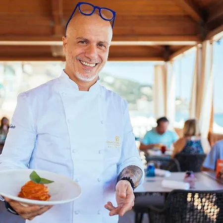 Grand & - The Leading Of The World Szálloda Alassio