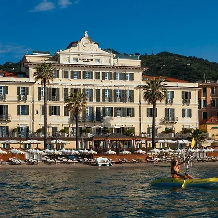 Szálloda Grand & - The Leading Of The World 5*