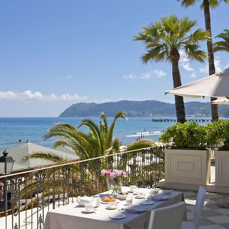 Grand & - The Leading Of The World Szálloda 5*