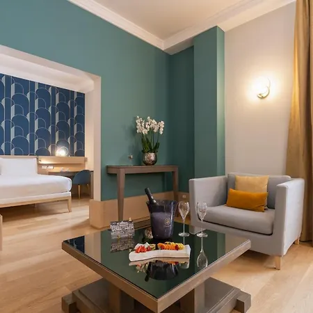 Hotel Grand & - The Leading Of The World 5*