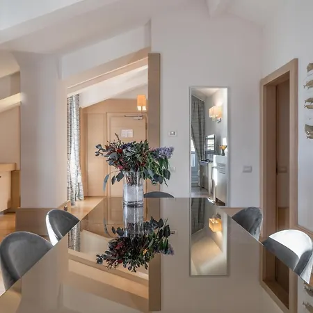 Grand & - The Leading Of The World Alassio