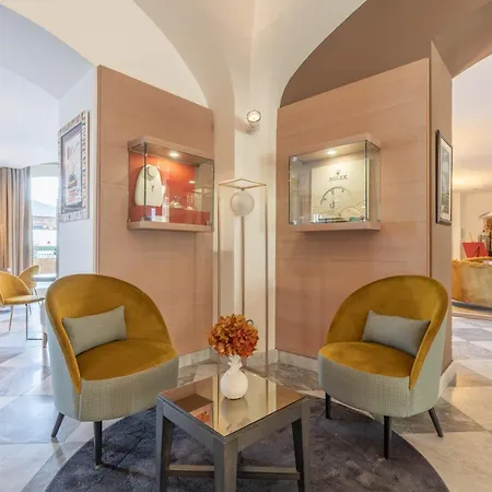 Grand & - The Leading Of The World Alassio