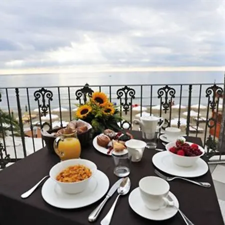 Grand & - The Leading Of The World Otel Alassio