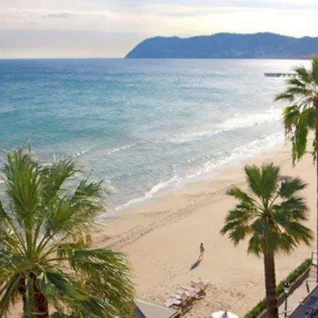 Grand & - The Leading Of The World Alassio