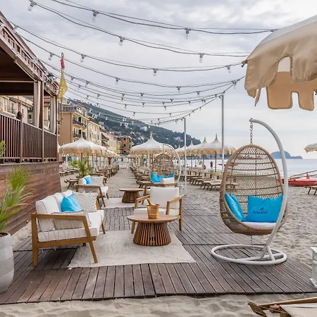 Grand & - The Leading Of The World Hotell 5*