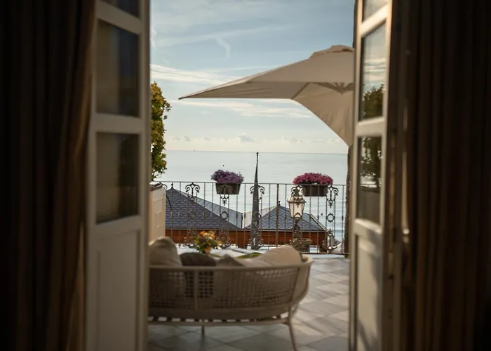 Hotel Grand & - The Leading Of The World 5*